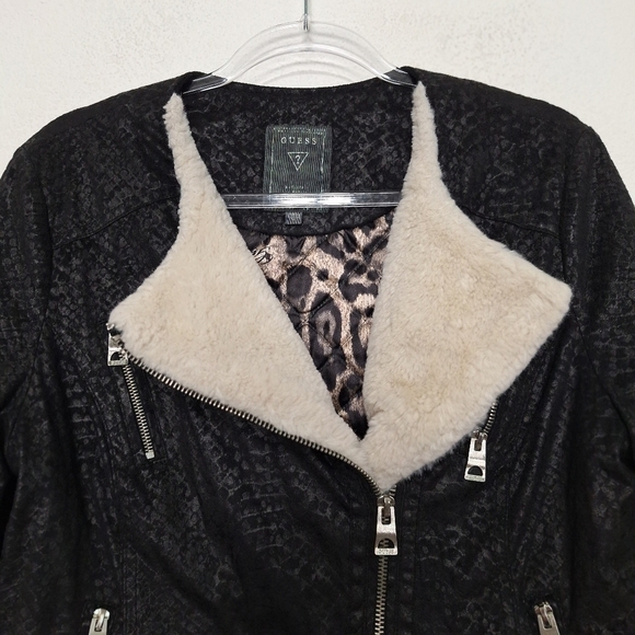 Guess Black Streetwear Embossed Faux Suede Soft Fur Animal Print Moto Jacket L - Picture 2 of 9
